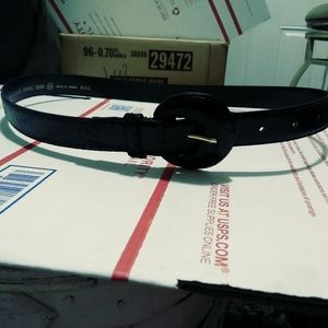 DAME GENUINE SNAKE SKIN MEDIUM BELT.
